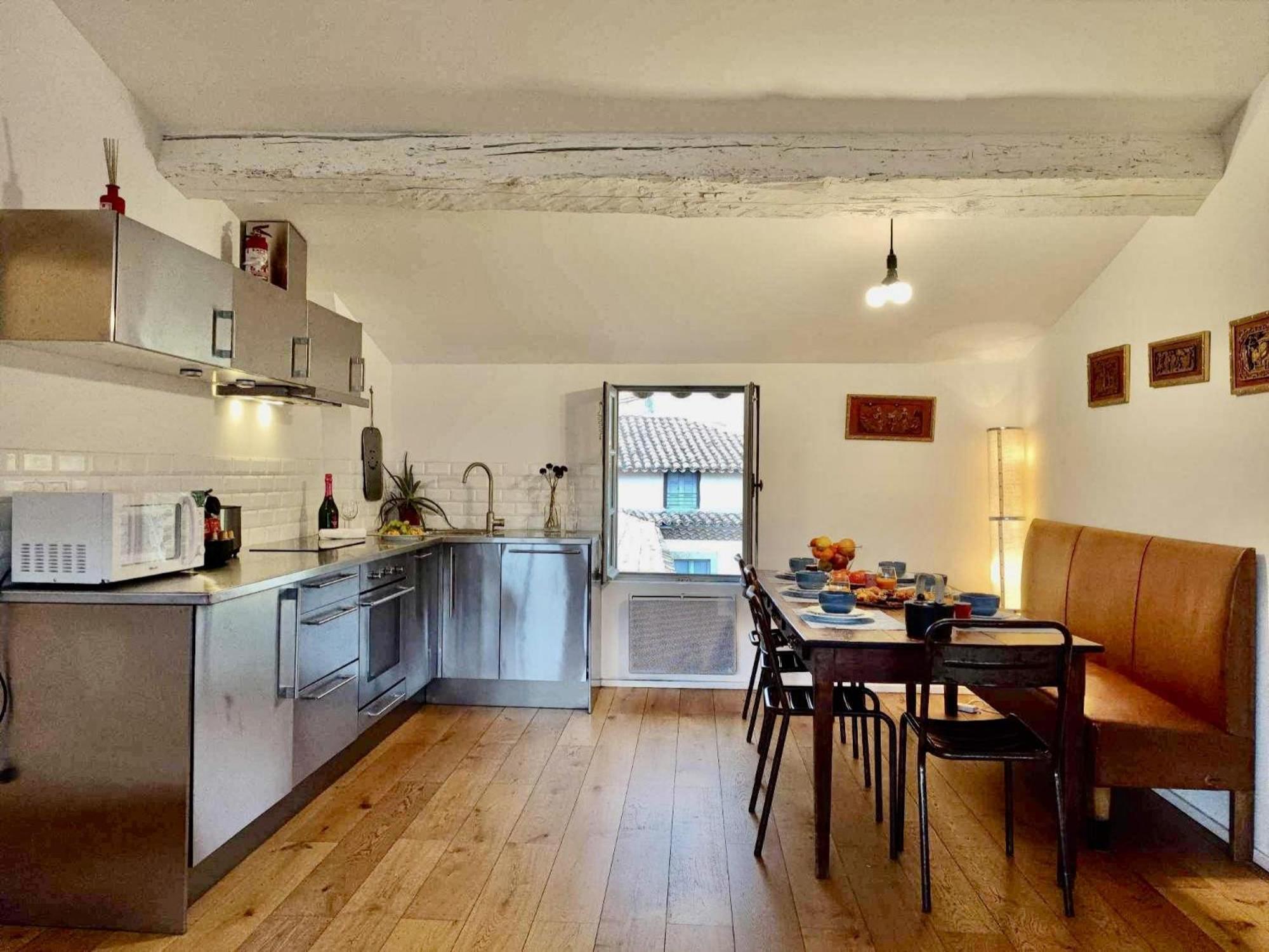 Loft Chic Verdun / Conciergeriedamecarcas *