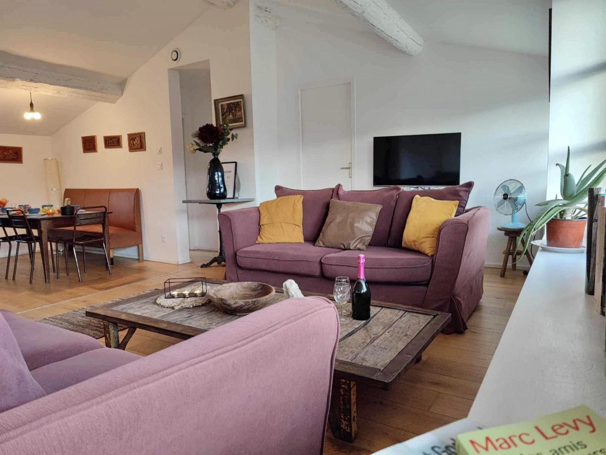 Loft Chic Verdun / Conciergeriedamecarcas